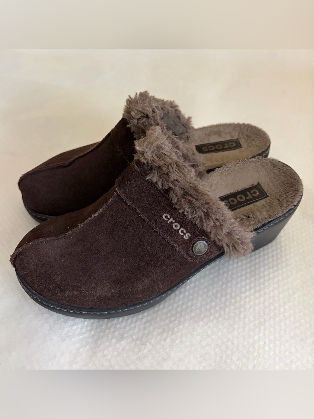 CROCS Women's Dark Brown Faux-Fur Lined Slip-On Clogs Sz W9